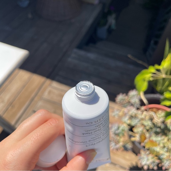 Caudalie vinoperfect glycolic peel masque NEW 2.5oz - Picture 3 of 3